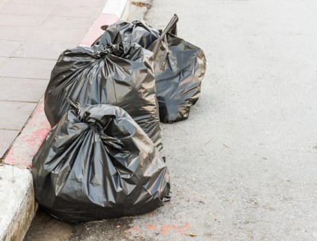 Professional rubbish removal for a flat, office, or commercial space in London